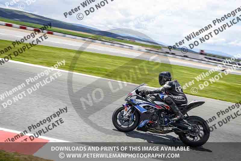 cadwell no limits trackday;cadwell park;cadwell park photographs;cadwell trackday photographs;enduro digital images;event digital images;eventdigitalimages;navarra;no limits trackdays;peter wileman photography;racing digital images;trackday digital images;trackday photos